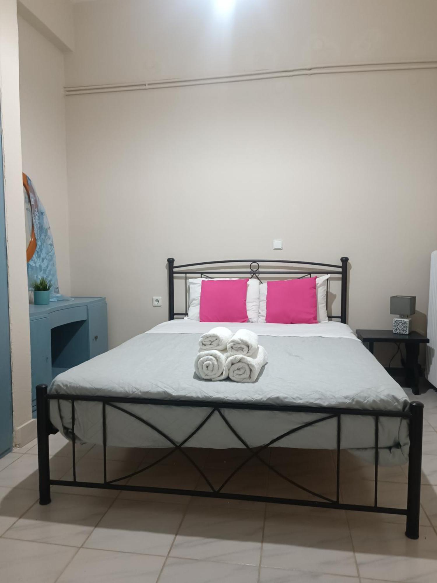 데르베니 House Next To The Sea Side 아파트 외부 사진
